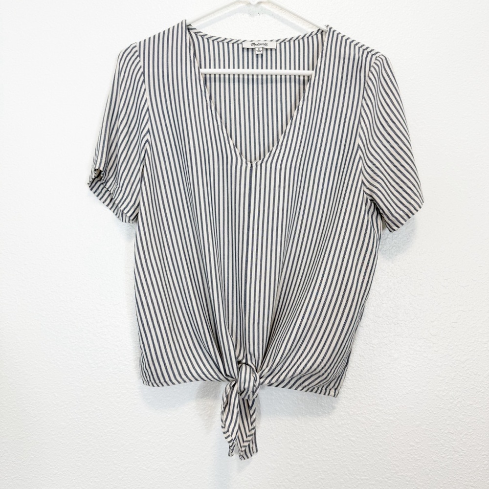 Madewell Novel Tie-Front Top In Navy and Cream